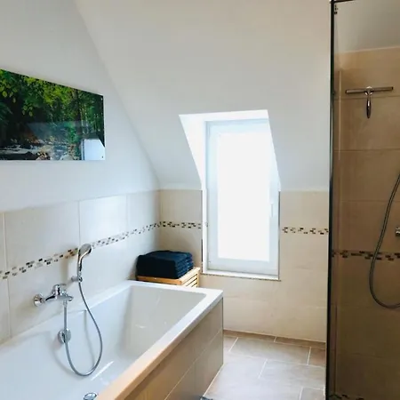 شقة Fewo26 Im Sagenharz - Stilvolles Family-apartment, 2 Sz, Klimaanlage, Wlan, Netflix & Free Parking *